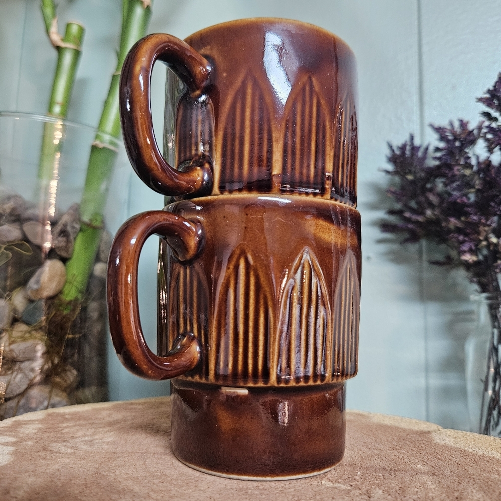 Mid-century Stackable Mug Set - Picture 3 of 11